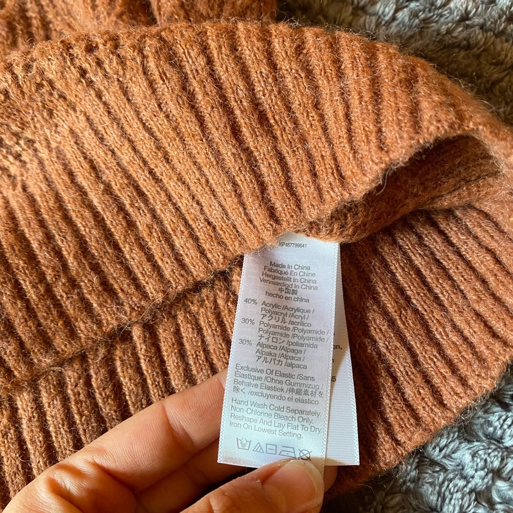 Madewell V-neck Sweater - Picture 3 of 4